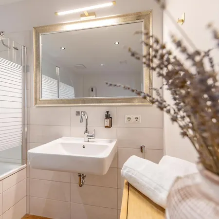 Mango Living I Harmony I Modern I 3 Schlafzimmer I 93 Qm I 8 Personen *